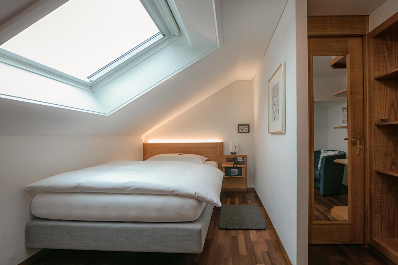 Hotel Loewen Appenzell Bagian luar foto